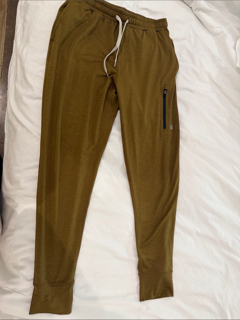 Vuori Brown/Olive Drawstring Joggers with Zip Thigh Pocket